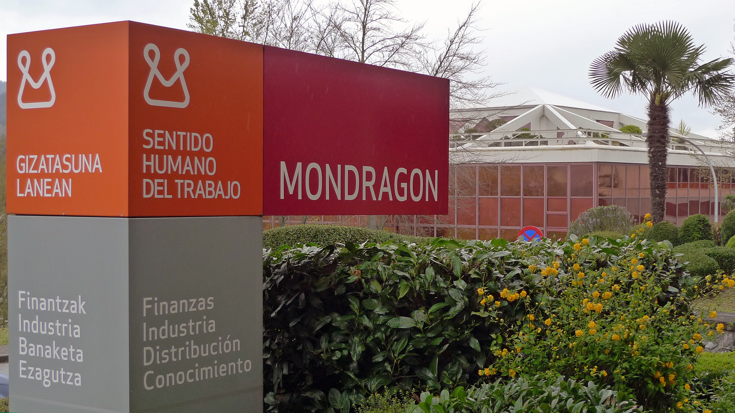 Viaje_a_la_Corporación_Mondragón_en_el_País_Vasco